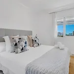 Vacation I Puerto Banus Sea Front, Sea View, New Decoration, Bbq, 24-7 Security, Pool