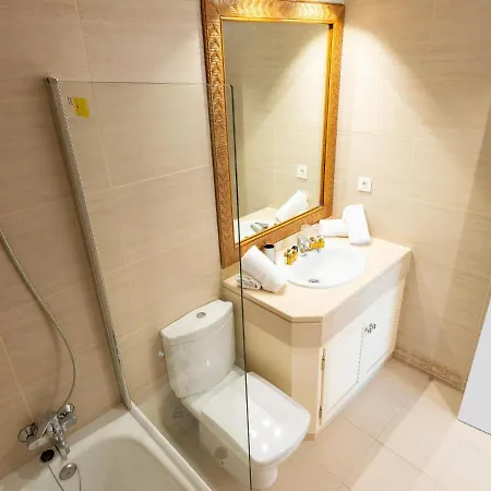 Vacation I Puerto Banus Sea Front, View, 24-7 Security, Pool Marbella