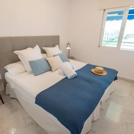 Vacation I Puerto Banus Sea Front, View, 24-7 Security, Pool Marbella