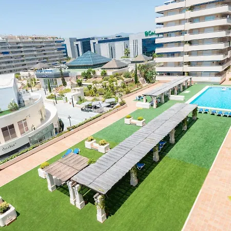Apartment Vacation I Puerto Banus Sea Front, View, 24-7 Security, Pool